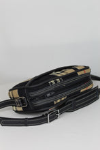 Charger l&#39;image dans la galerie, SACOCHE BANDOULIÈRE REWORKED BURB NOIR BEIGE
