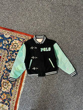 Charger l&#39;image dans la galerie, PRECOMMANDE VARSITY REWORK VERTE