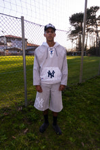 Charger l'image dans la galerie, YANKEES REWORK BLANC